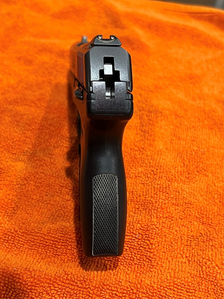 Ruger LC9, 9mm Carry Pistol located in Central California